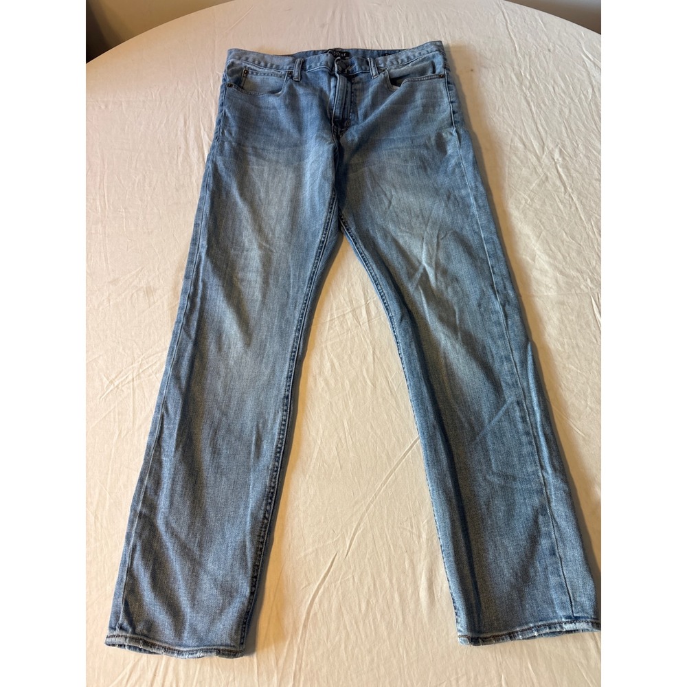 J.Crew‎ Mercantile Flex Straight Jeans Mens 33x32 Light Blue Wash Stretch